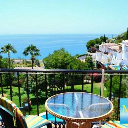 شقة نيرخا  في Apartamento Con Espectaculares Vistas Al Mar. المظهر الخارجي الصورة